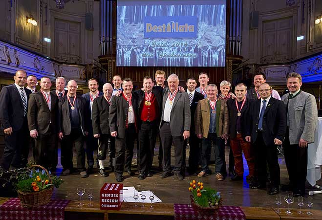 250 internationale Gäste erwarteten im prachtvollen Ambiente des Stefaniensaals im Congress Graz mit Spannung die Ergebnisse der Edelbrand-Meisterschaft Destillata 2016.